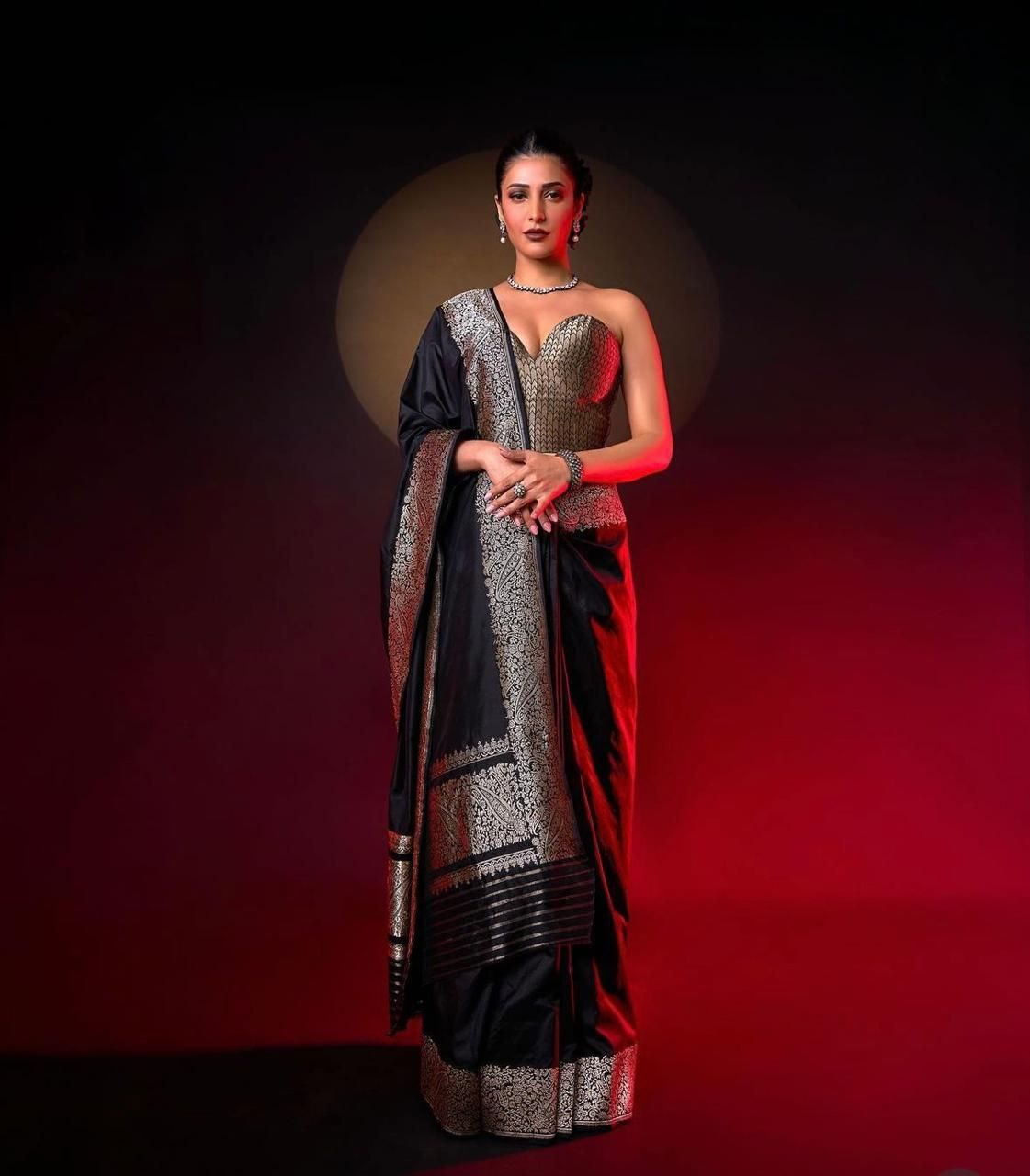 Shruti Haasan Designer Black Saree With Impressive Blouse Piece
