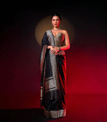 Shruti Haasan Designer Black Saree With Impressive Blouse Piece