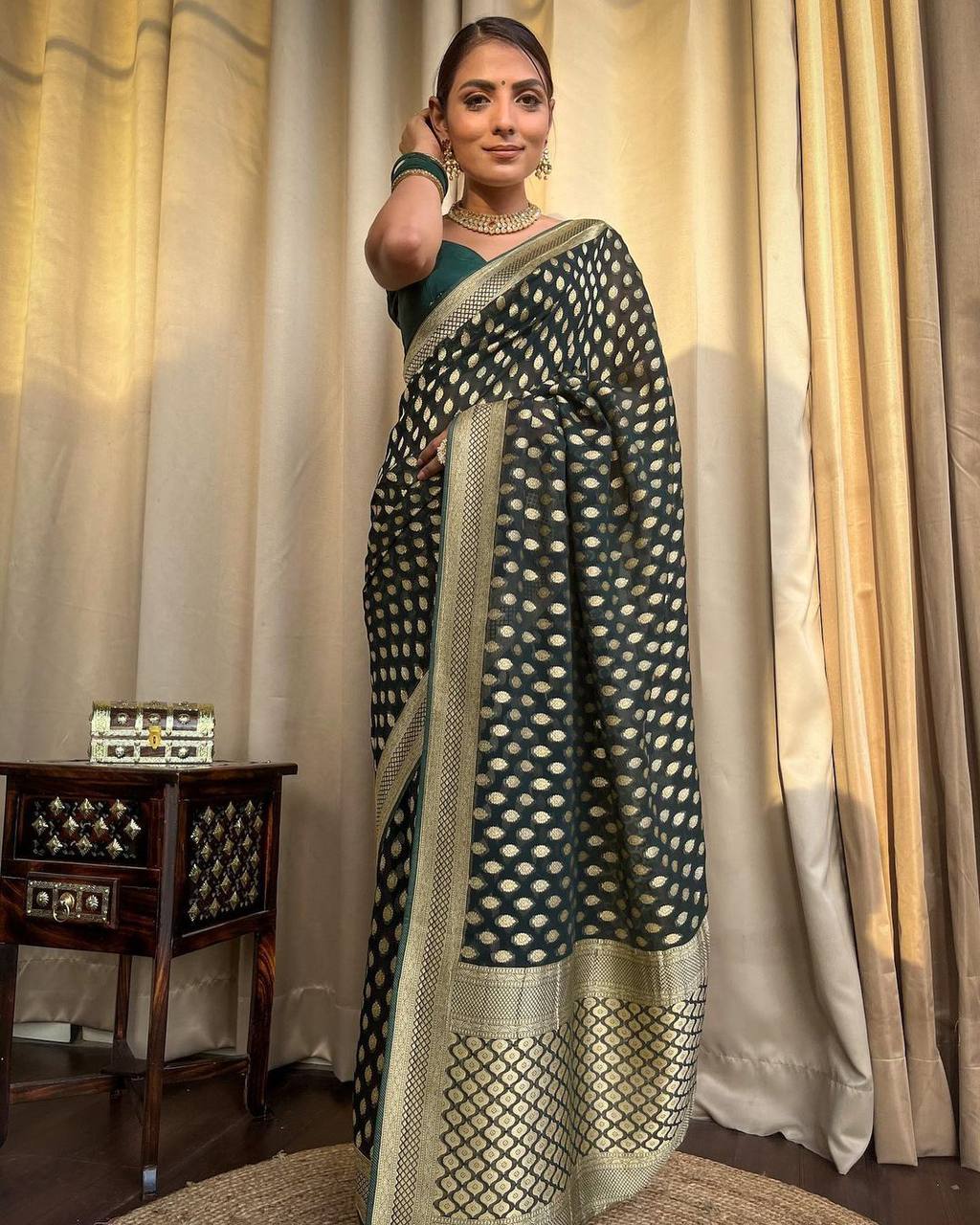 Ethnic Woven Design Zari Banarasi Saree