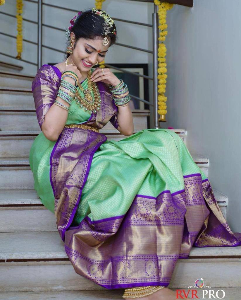 Marziyaa Women Woven Saree with Zari Border For Women
