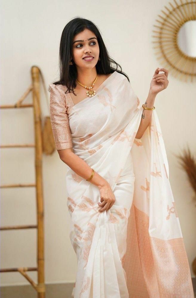 White Pure Kanjivaram Silk Saree With Blouse Piece