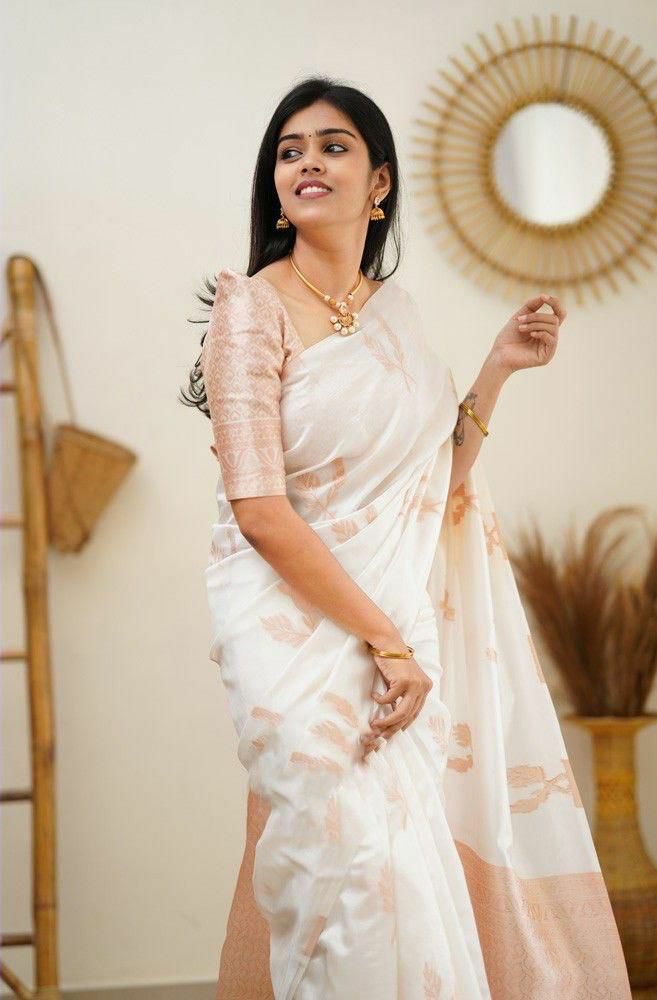 White Pure Kanjivaram Silk Saree With Blouse Piece